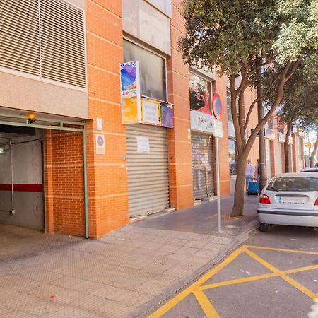 Cubo'S Apartamento Atocha With Optional Parking Malaga Ngoại thất bức ảnh