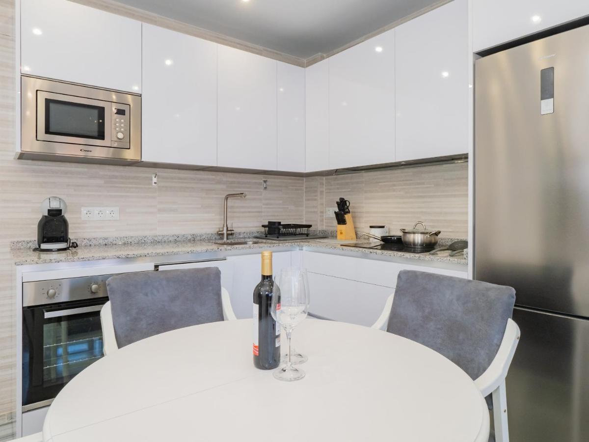 Cubo'S Apartamento Atocha With Optional Parking Malaga Ngoại thất bức ảnh